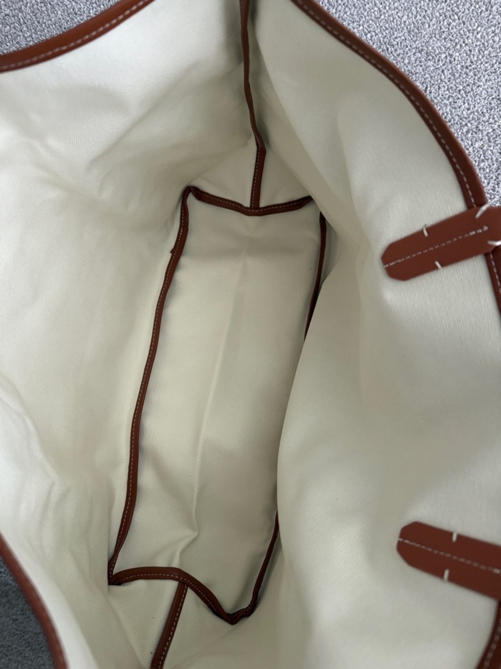 Imitation Designer Tote - Picture 3 of 9